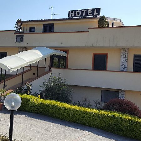 Hotel Vittoria Беневенто Экстерьер фото
